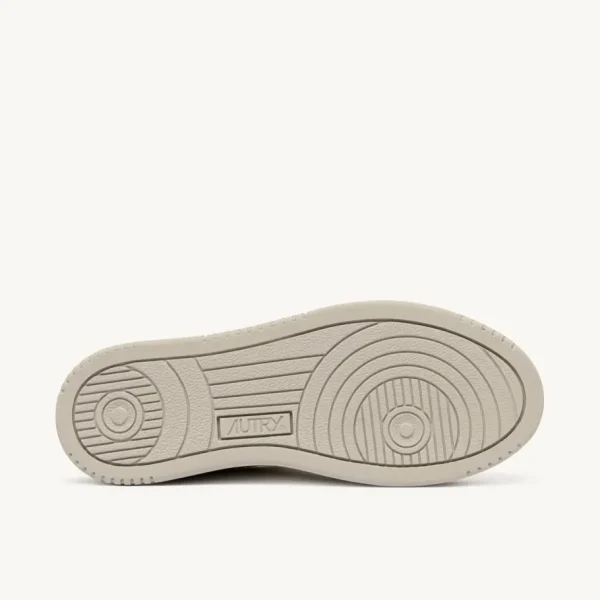 Donna Donna | Autry – Medalist Low in Pelle Rose Sand
