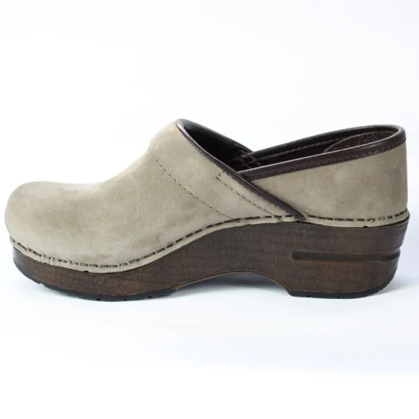 Donna Dansko Donna | – PROFESSIONAL MILLED NUBUK TAUPE